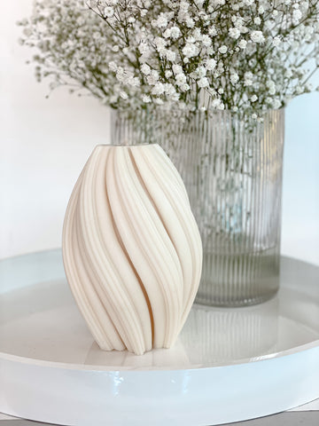 Large Twirl Sculptured Candle